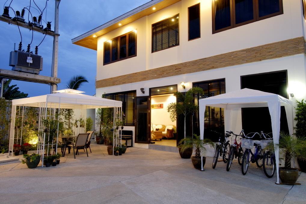 The Iris Pool Villa Rawai 객실 사진